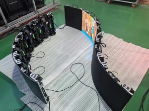 INFOCOMM-HOLODECK_PROCLAIM-Powered_By_QST_LED-WALL-SCREEN-CONCERTS-CINEMA-CINEMATOGRAPHY-FILM-MAKING-VIDEO-FX-retail-experimental-marketing